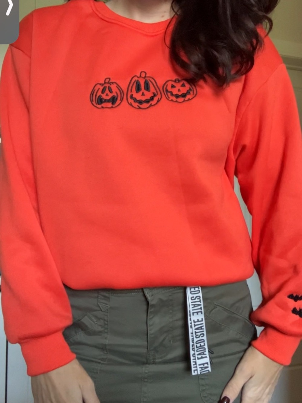 SHEIN Orange Crewneck Sweatshirt with Jack-o'-Lantern Graphic